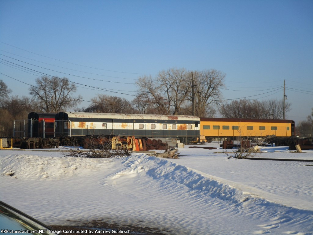 NSRX 800098 + CN 15002 waiting for Repairs